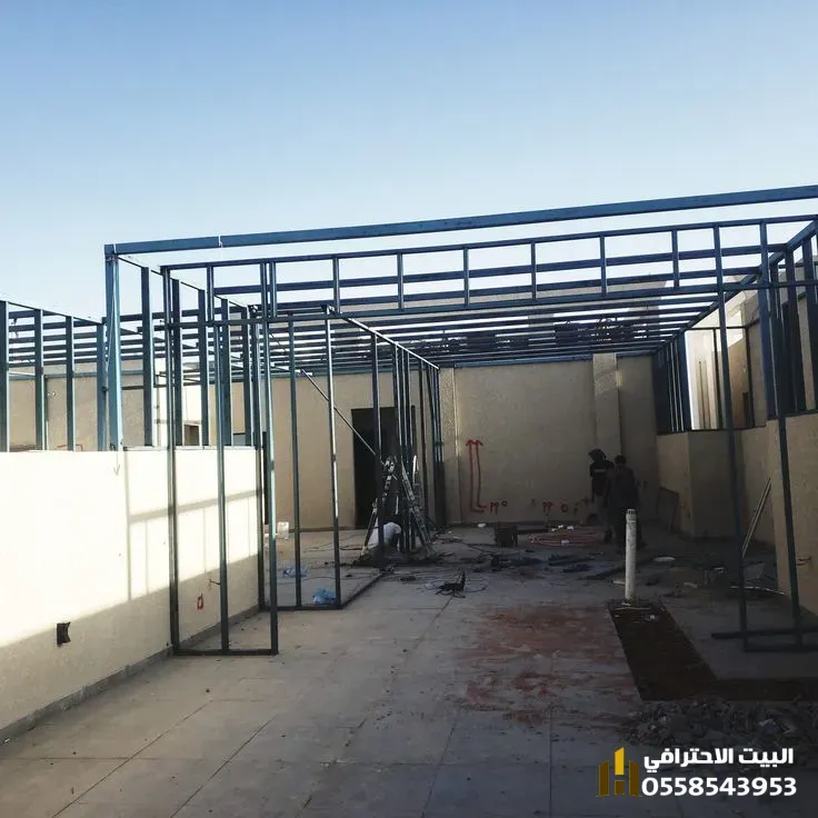 مقاول ساندوتش بانل في القصيم - بناء وتجهيز الهناجر والملاحق العلوية بدقة عالية