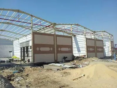 أفضل ورشة حداد لتنفيذ  هناجر مستودعات ساندوتش بنل الطائف