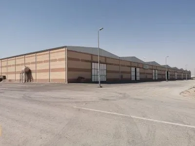 أفضل ورشة حداد لتنفيذ  هناجر مستودعات ساندوتش بنل الطائف
