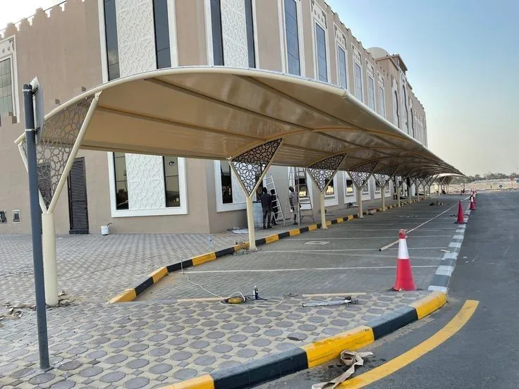 مظلات مواقف سيارات مودرن تحمي المركبات من الشمس جدة 