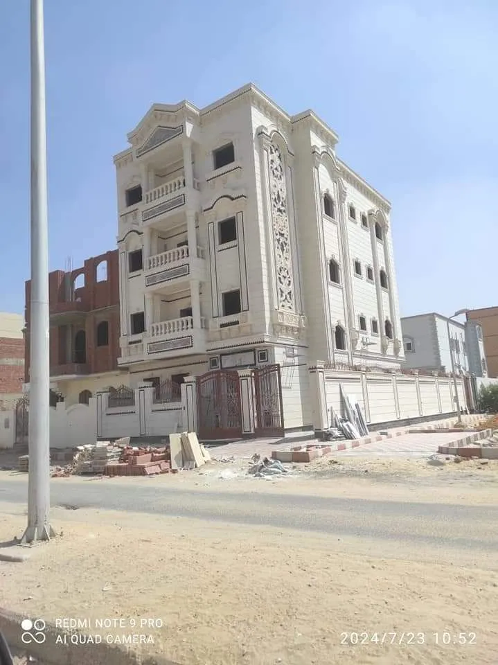 كم تكلفة بناء دور واحد مساحة 400 في مكة وجدة