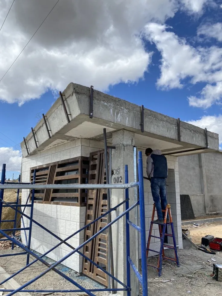 كم تكلفة بناء دور واحد مساحة 400 في مكة وجدة