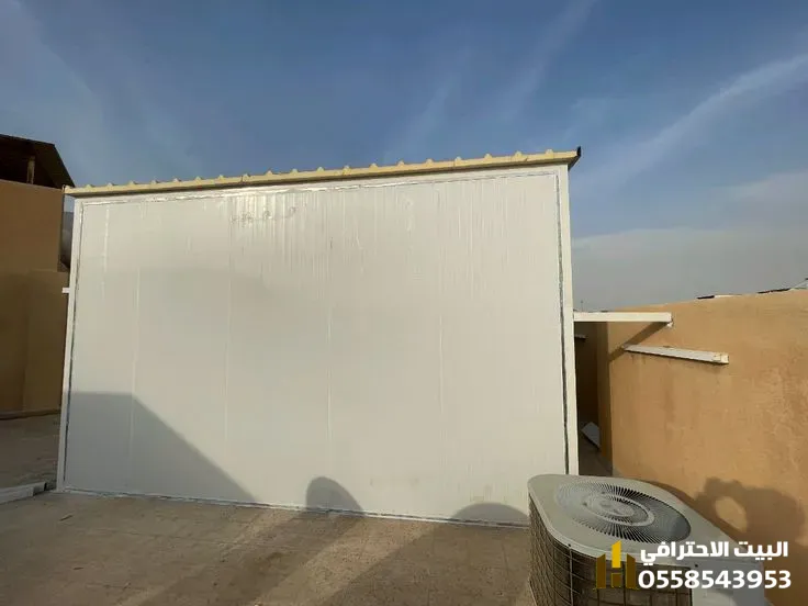 مقاول ساندوتش بانل في القصيم - بناء وتجهيز الهناجر والملاحق العلوية بدقة عالية