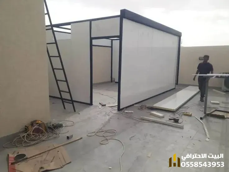 مقاول ساندوتش بانل في القصيم - بناء وتجهيز الهناجر والملاحق العلوية بدقة عالية